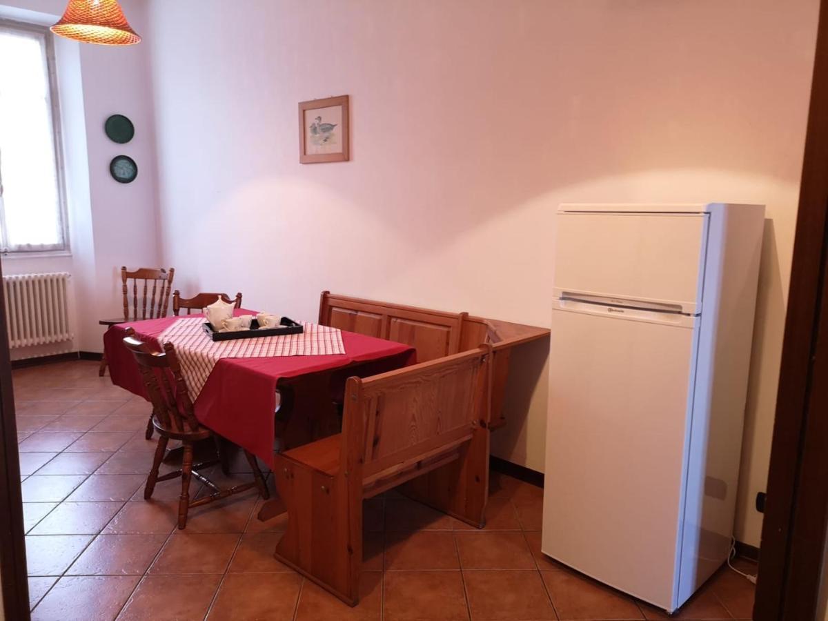 Appartamento Le Due Rocche Arona Exteriör bild